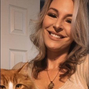 Meet your Posher, Vanessa